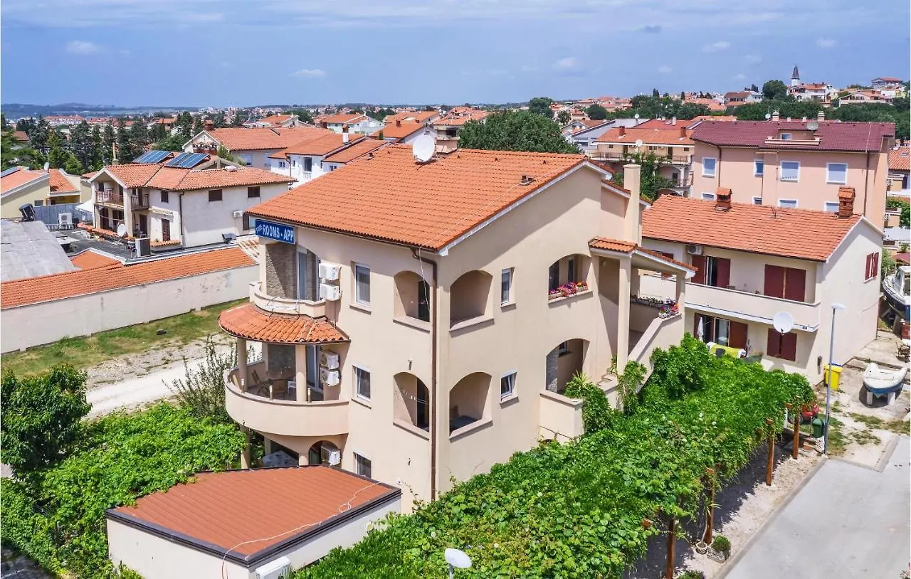 Amazing Apartment In Medulin